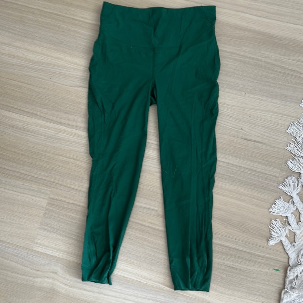Lululemon Power Thru High-Rise Tight 25"